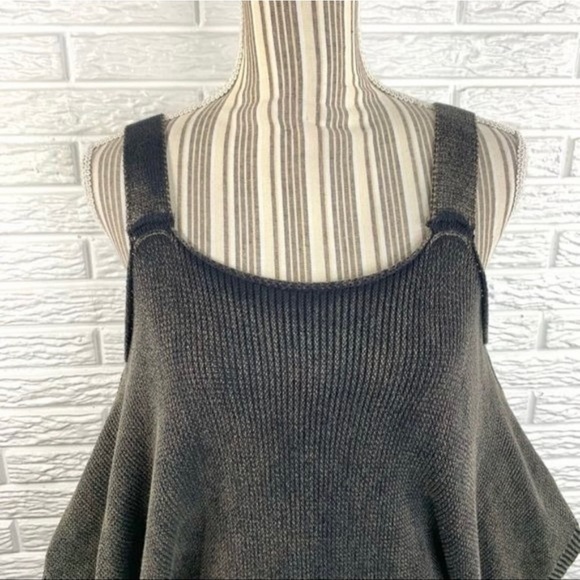 She + Sky Oversized Cold Shoulder Sweater Dress Size Medium - Picture 3 of 6